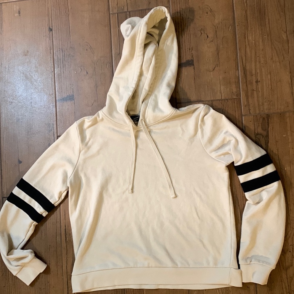 Forever 21 cropped hoodie